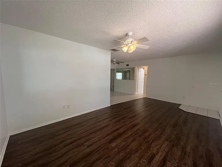8250 Lombra Ave — Photo 4