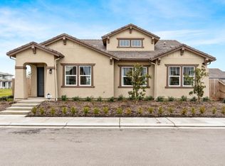 972 W Dana Rd, Madera, CA 93636