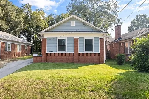 1643 Ralph David Abernathy Blvd SW #A-4 Photo 1
