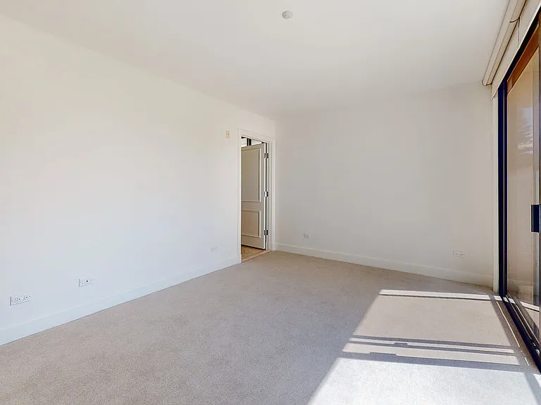 701 Ocean Ave #311 — Photo 29