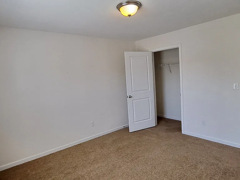 1527 Sergeant Ln — Photo 24
