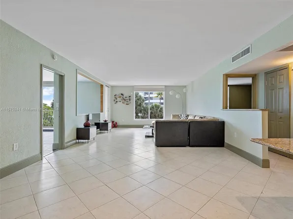 10350 W Bay Harbor Dr APT 2D, Bay Harbor Islands, FL 33154