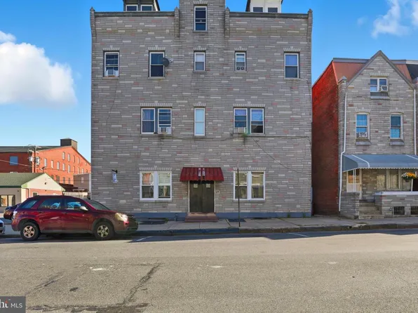 831 N 10th St, Reading, PA 19604