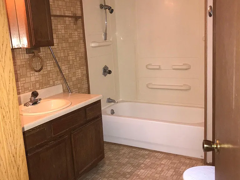 3924 Canyon Lake Dr #2 — Photo 2