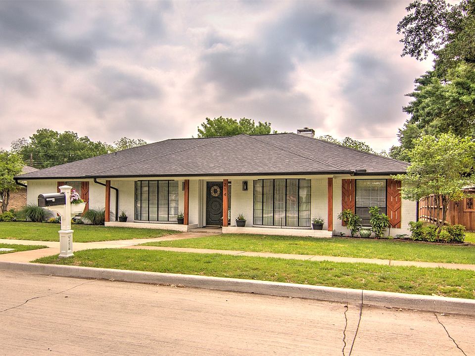 1st image of 214 Northwood Dr