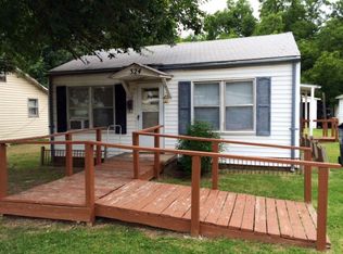 324 W 10th St, Ada, OK 74820