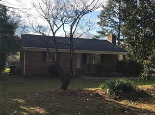 956 Armstrong Rd, Belmont, NC 28012