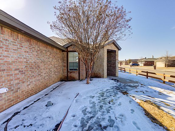 3rd image of 7902 Avenue L