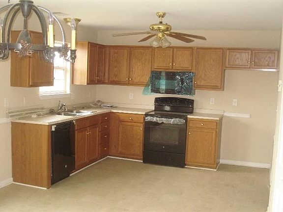 5th image of 212 Ashville Dr
