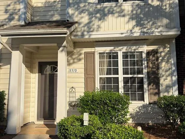 8310 Chaceview Ct, Charlotte, NC 28269