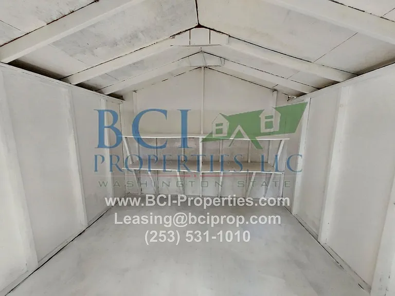 8811 Forest Ave SW — Photo 40