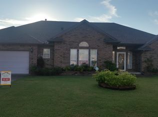 817 W Cherokee Way, Mustang, OK 73064