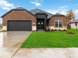 206 Monarch Ln, Nevada, TX 75173
