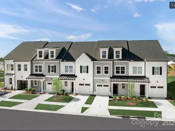 9309 Munsing Dr, Charlotte, NC 28269