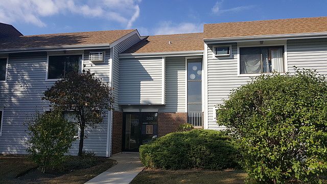 1st image of 300 Bayside Dr Unit 5