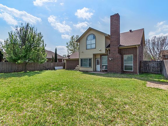 5th image of 4120 Norway Ln