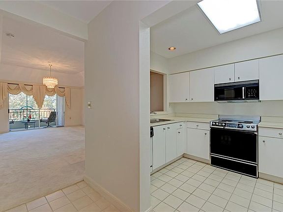 4th image of 3731 Sarasota Square Blvd APT 306-D