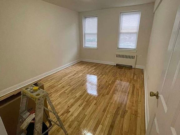 3rd image of 143-06 Barclay Ave #1