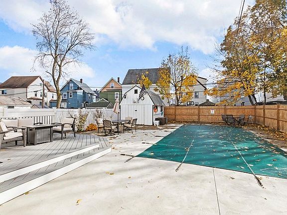5th image of 7 McKone St
