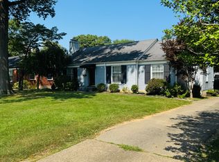 4313 Alicent Rd, Woodlawn Park, KY 40207