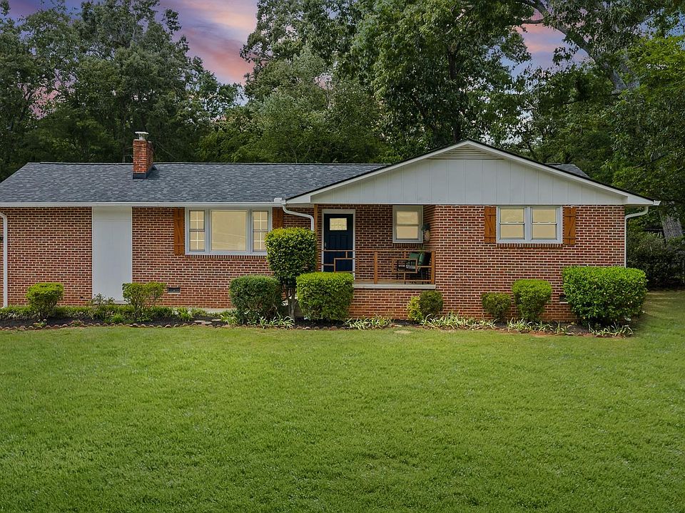1st image of 219 Barry Dr