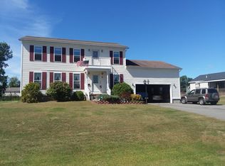 4 Homestead Dr, Plattsburgh, NY 12901