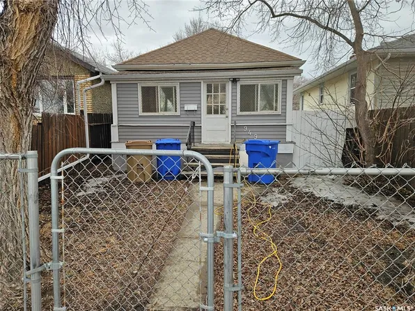 949 Cameron STREET, Regina, SK S4T 2S5