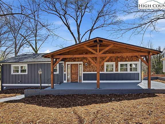 4th image of 223 W Park Drive