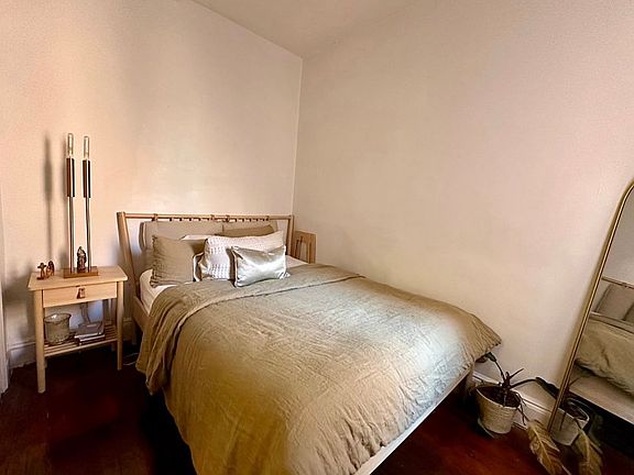 5th image of 259 Bergen St APT 9