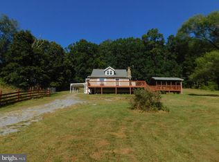 913 May Ln, Mathias, WV 26812