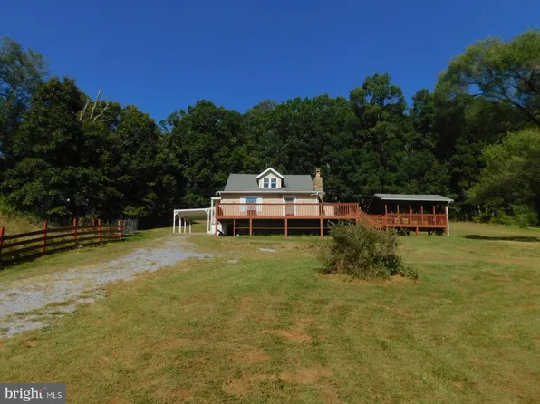 913 May Ln, Mathias, WV 26812