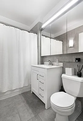 Rented by Keller Williams NYC | media 8