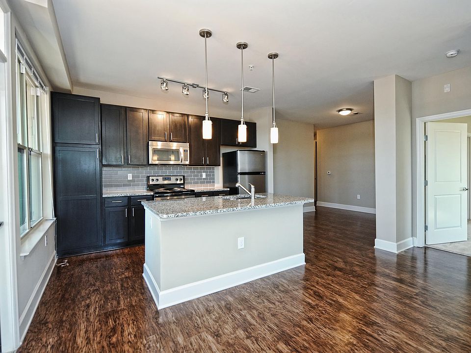 1st image of 703 Rollerton Rd #1B-309