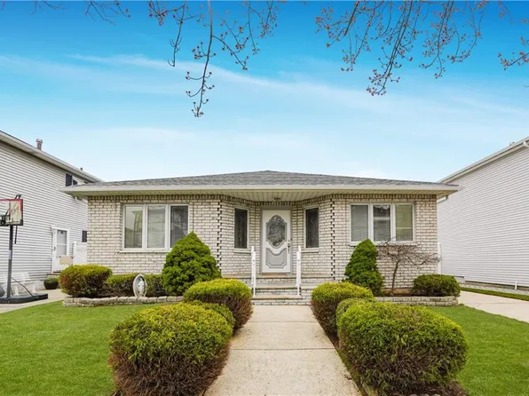 341 Bartlett Ave, Staten Island, NY 10312