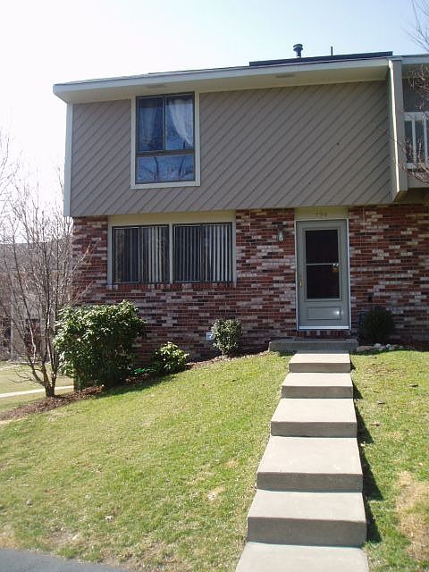 Front of townhouse - END UNIT