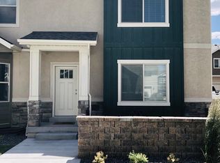3623 E Sapphire Creek Ln, Eagle Mountain, UT 84005