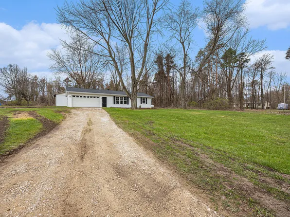 6216 Roosevelt St, Coopersville, MI 49404