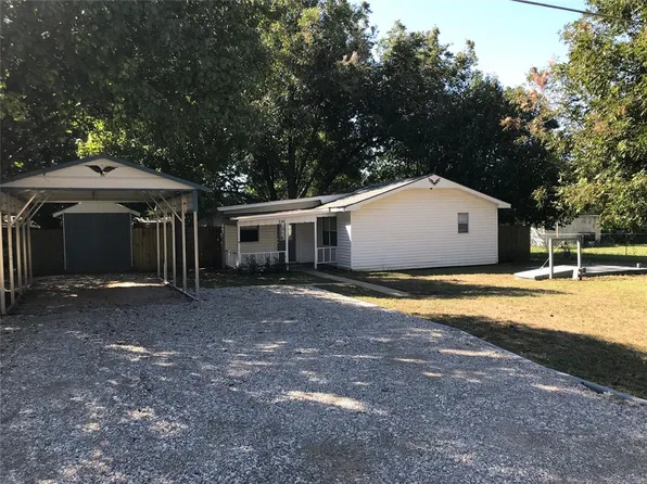 110 W Chestnut St, Noble, OK 73068