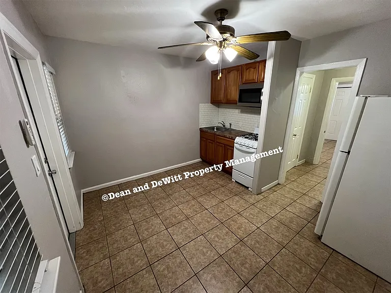 427 8th Ave N #3 — Photo 5