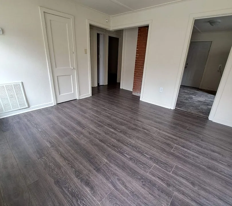 387 Carver Cir