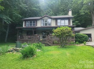 150 Sorghum Dr, Waynesville, NC 28785