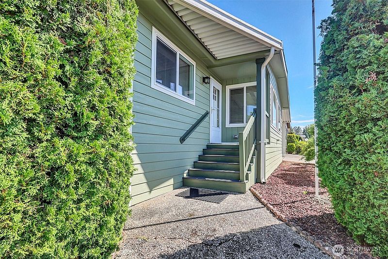 5th image of 11436 SE 208th Street #153
