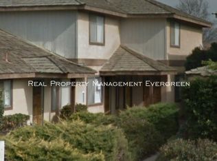 1060 Stonegate Cove Dr #B, Porterville, CA 93257