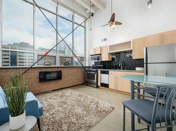 60 E Spring St APT 205, Columbus, OH 43215