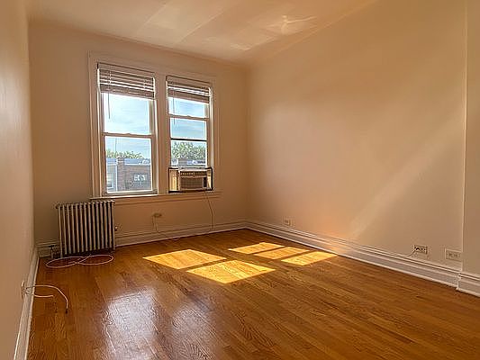 4th image of 25-45 46th St #2