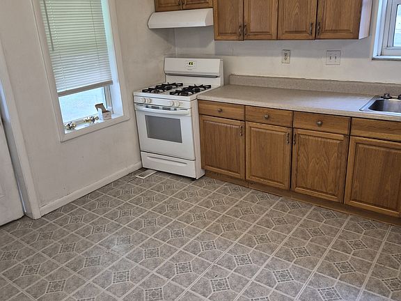 2nd image of 4248 Delor St #B