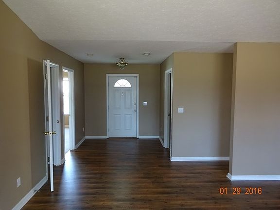 3rd image of 1903 S Woodland Dr