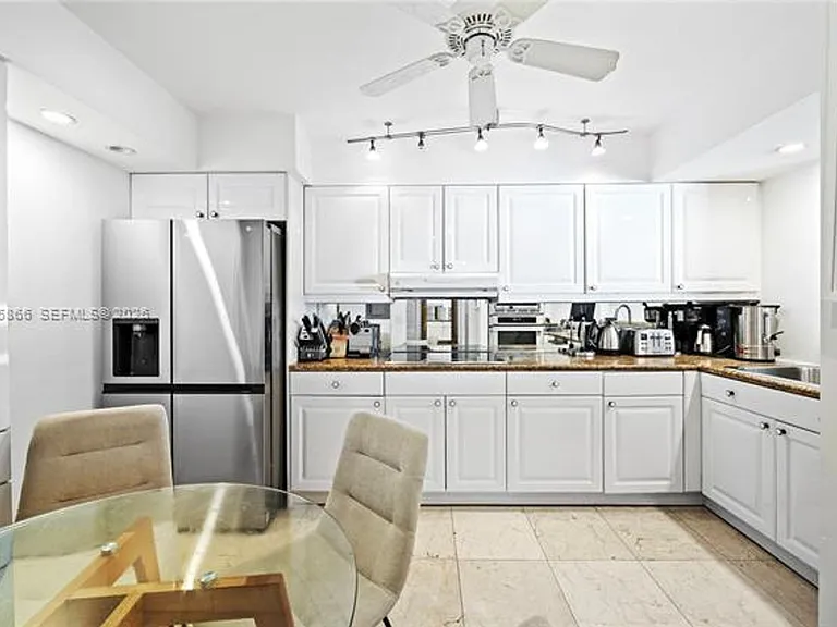 8925 Collins Ave #9J — Photo 14
