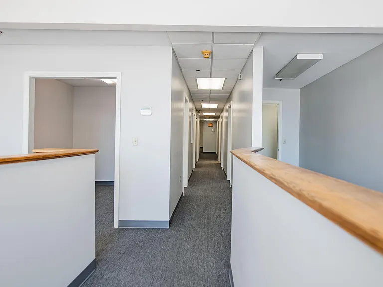 325 Market St — Photo 7