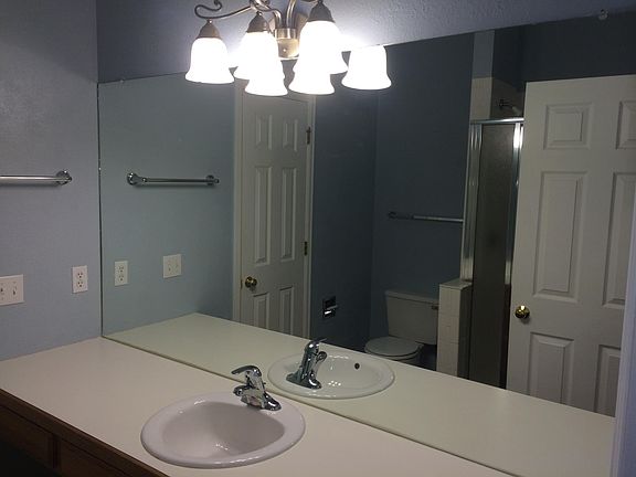 1st floor bathroom